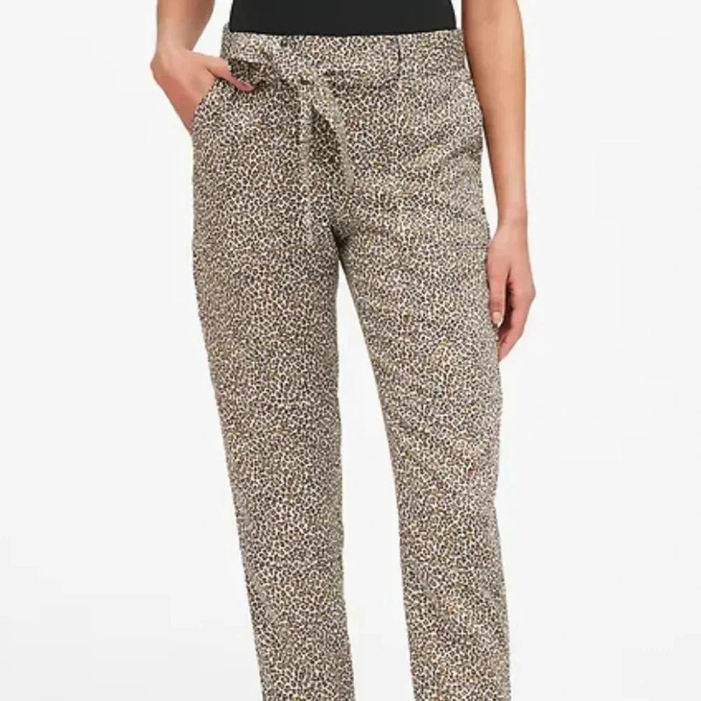 Banana Republic Tencel Leopard Print Belted Tie Waist Ankle Pants Womens Medium